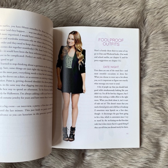 Lauren Conrad Coffee Table Book - Picture 5 of 6